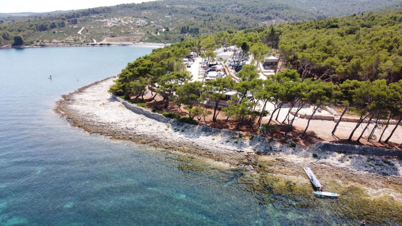 Boutique Camping Bunja Supetar Exterior foto